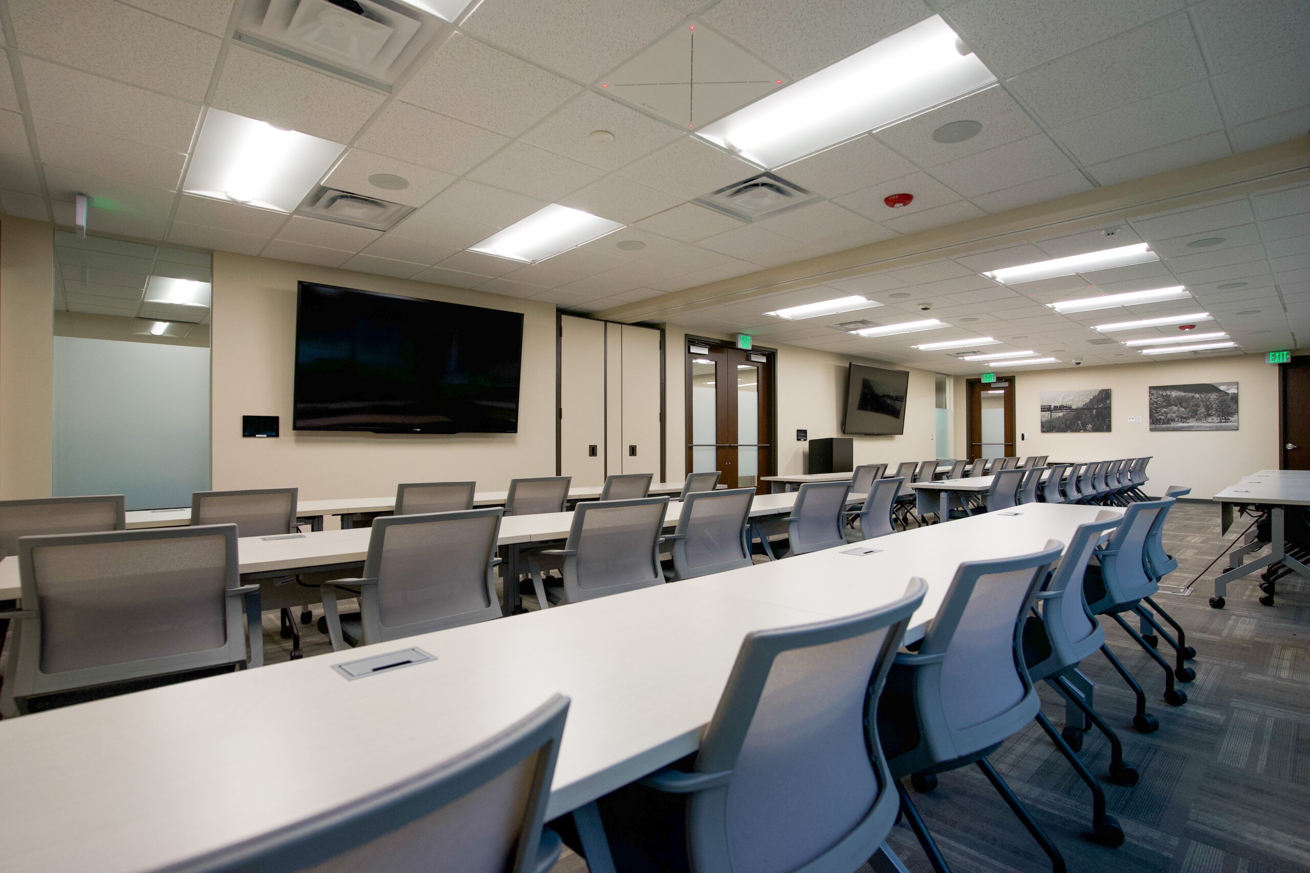 BCA04282-2B25-42EC-ACBF-2298C2F61FD1_1_100_o