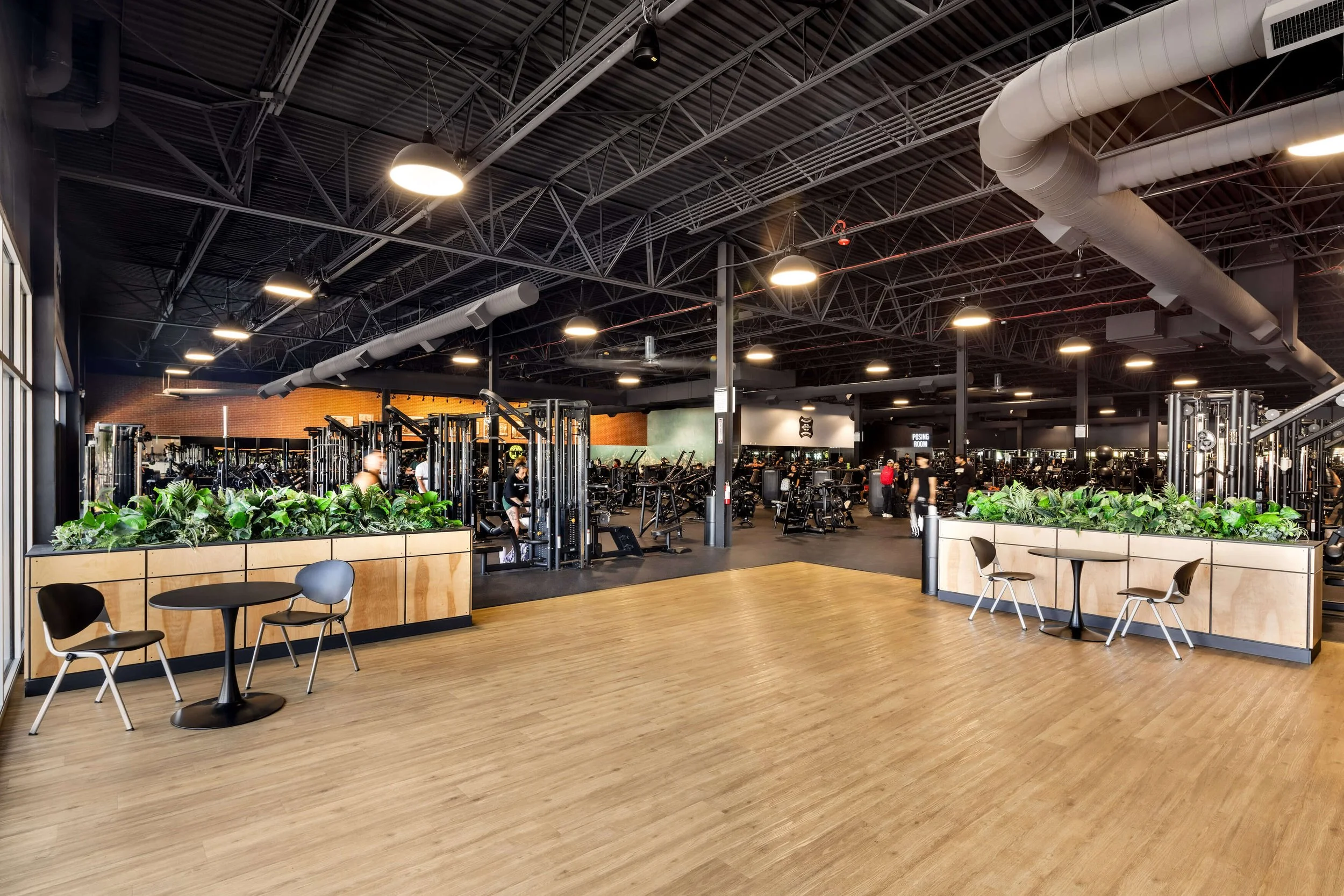 GoldsGym-6-3.webp